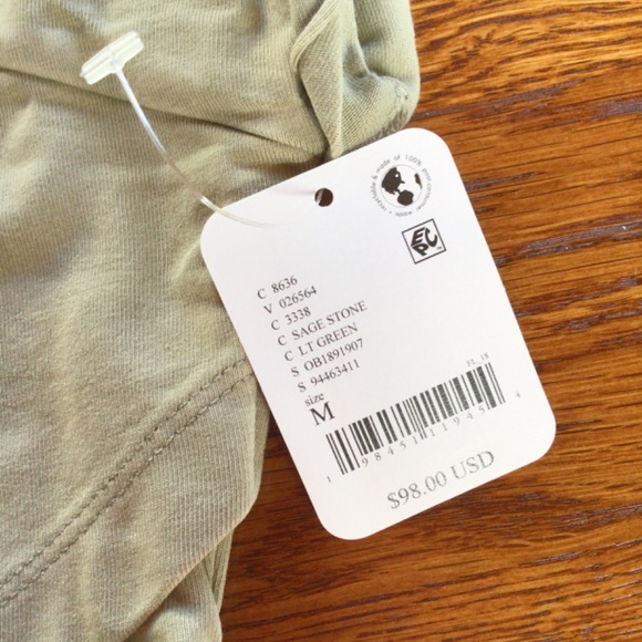 FP Movement by Free People Hot Shot Crossover Set in Sage Stone in M NWT - Picture 6 of 9